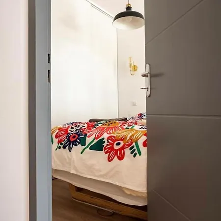 : Superbe 2 Pieces Refait A Neuf Sète