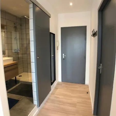 Appartement : Superbe 2 Pieces Refait A Neuf Sète