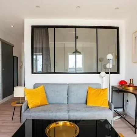 : Superbe 2 Pieces Refait A Neuf Apartment