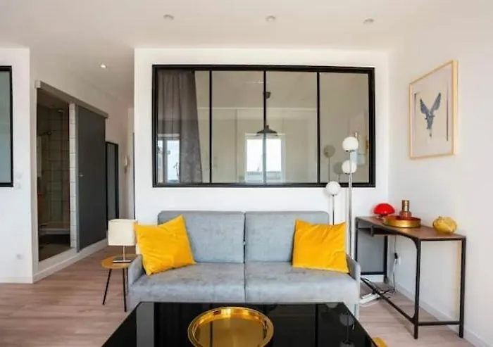 : Superbe 2 Pieces Refait A Neuf 公寓